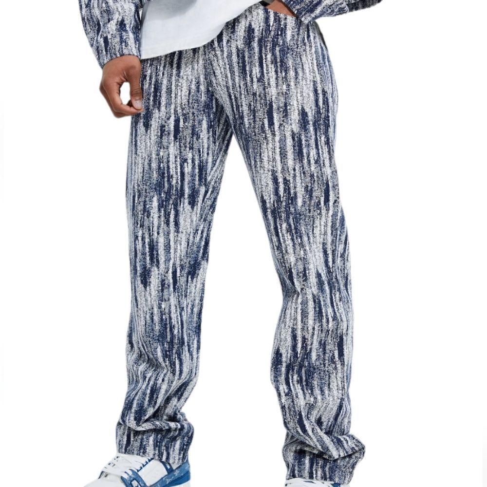 2269 NWT BOOHOO MAN RELAXED RIGID FABRIC JEANS Size 32